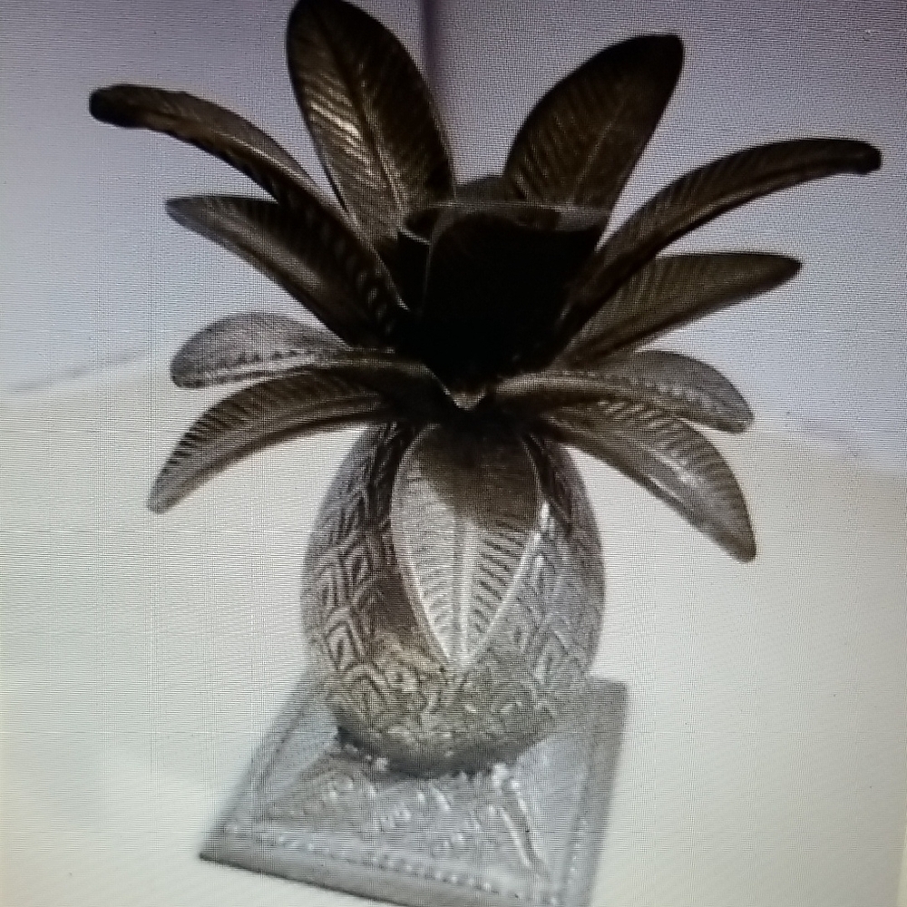 Godinger Silver Pineapple Candle Holder